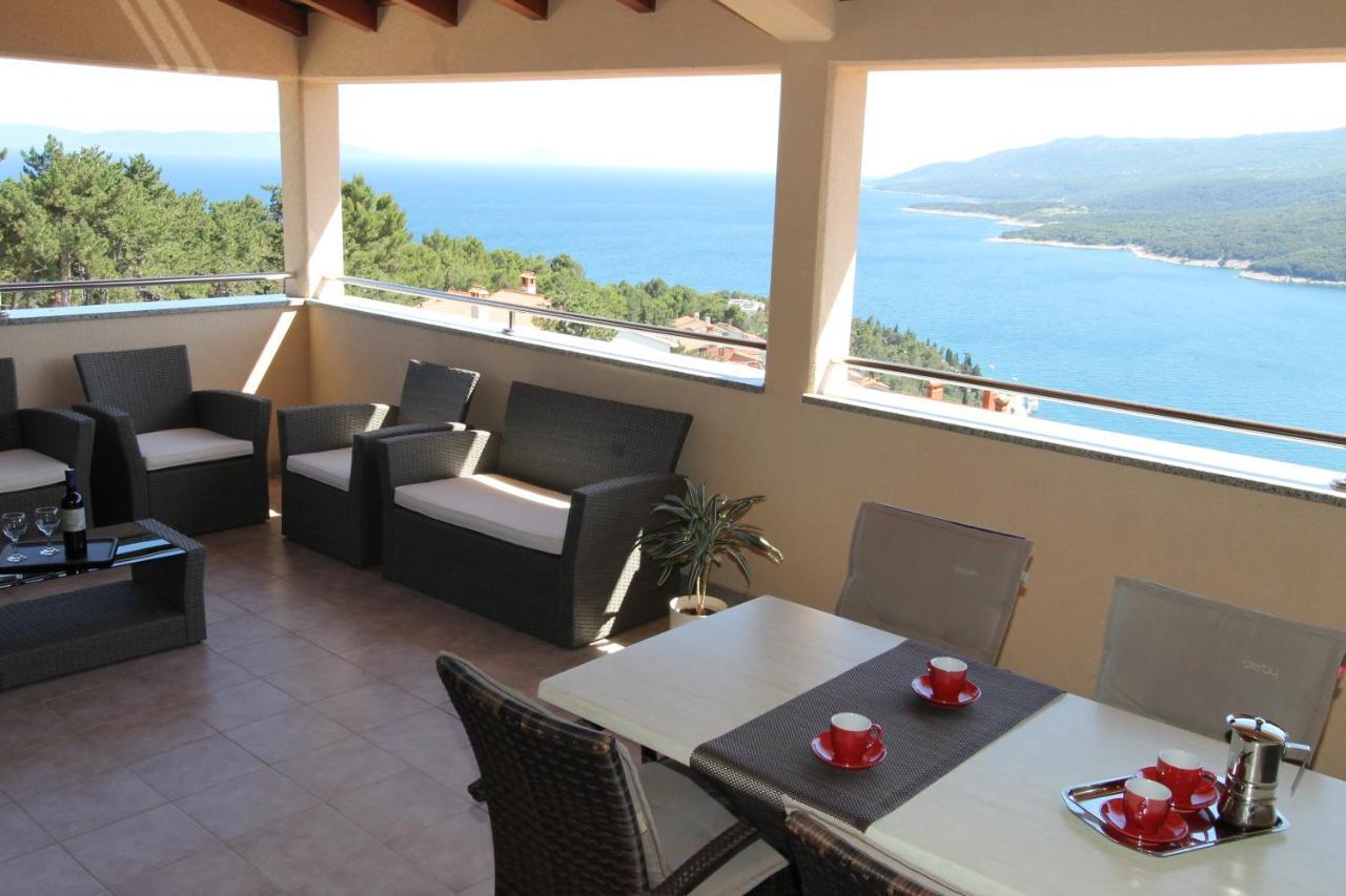Apartments Mareblu Rabac Exterior foto